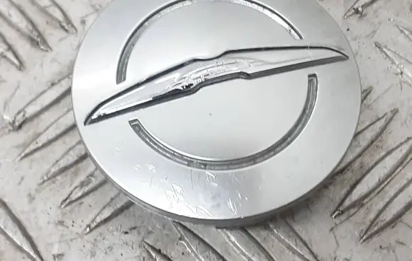 Chrysler Pacifica Original wheel cap 6ES82TRMAA