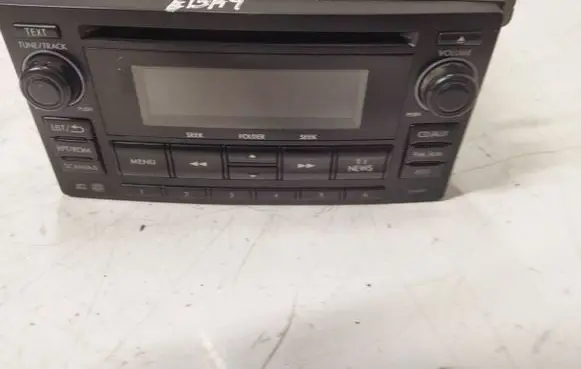 Subaru XV I Radio/CD/DVD/GPS head unit 9953672