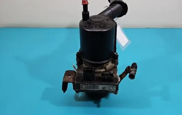 Citroen C4 I Power steering pump 9657613480 IMPRK1512256