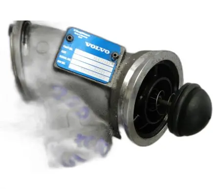 Coolant pipe/hose