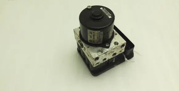 BMW 1 E81 E87 ABS Pump 6787837 6787836