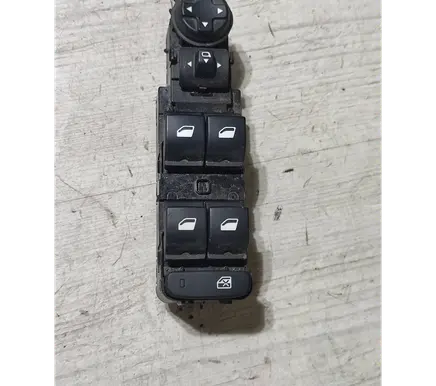 Peugeot 2008 II Electric window control switch C0F0R01059A 96788264ZD 100255511