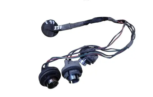 Suzuki Swift I Tail light bulb cover holder 