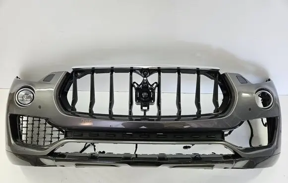 Maserati Levante Front bumper 670035298