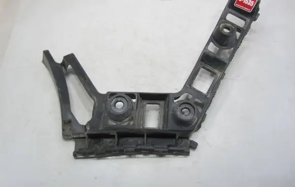 Volkswagen Golf VI Rear bumper mounting bracket 5K6807393A