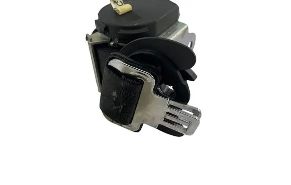 Volkswagen Touran II Third row seat belt 1T0857731