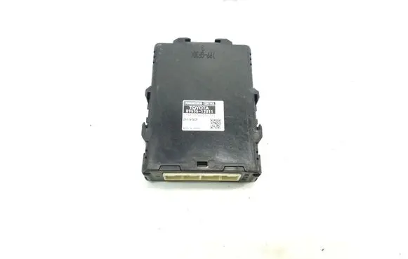 Toyota Auris E180 Gearbox control unit/module 8953512011