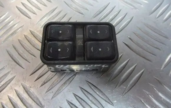 Opel Zafira A Quarter vent window switch 13363401