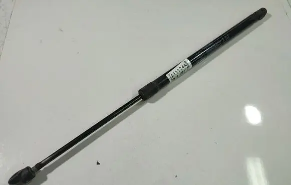 Hyundai i30 Tailgate/trunk strut/damper 