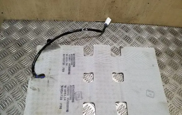 Land Rover Discovery 3 - LR3 Seat heating element HVD500110