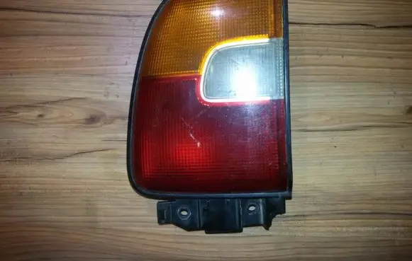 Toyota RAV 4 (XA10) Rear/tail lights