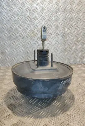 Nissan Patrol Y61 Brake booster 85501062