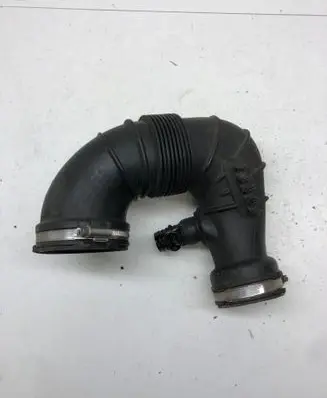 Mercedes-Benz E W212 Turbo air intake inlet pipe/hose A6510900337 A6510940797