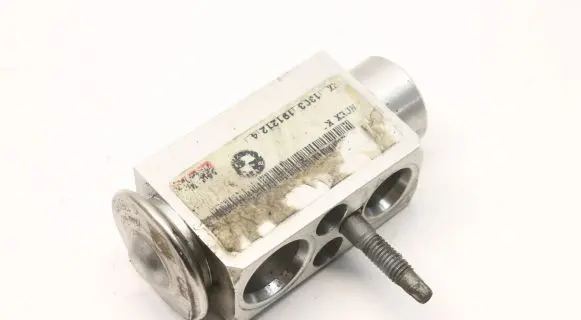 Mini Cooper Countryman R60 Air conditioning (A/C) expansion valve 9185521