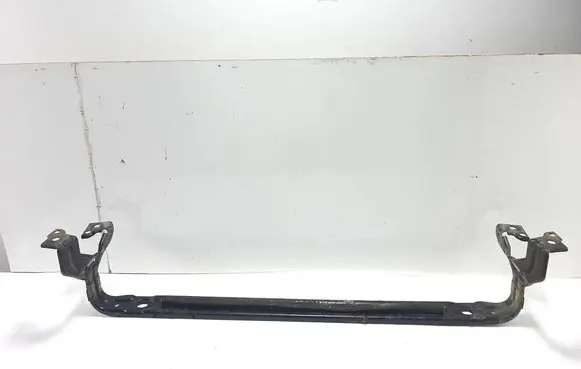 Volvo V40 Bottom radiator support slam panel 