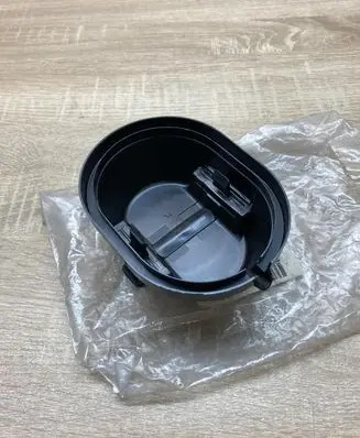 Renault Clio III Headlight/headlamp dust cover 7701034152