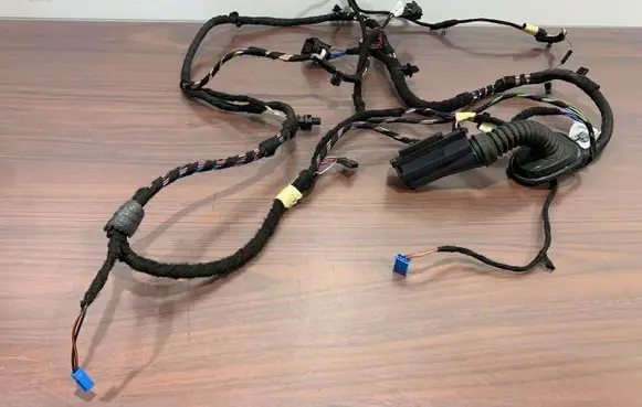 Mini Cooper Countryman F60 Front door wiring loom 986490901 19344411