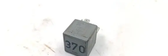 Audi A4 S4 B5 8D Other relay 8D0951253 V23134J52X300
