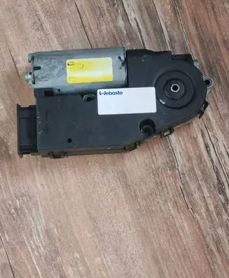 Volkswagen Eos Sunroof motor/actuator 1Q0959591C