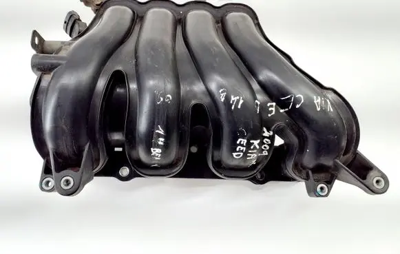 KIA Ceed Intake manifold 393002B000