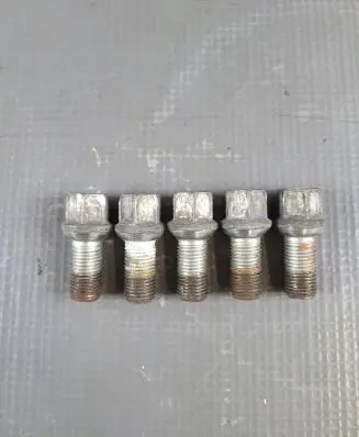 Skoda Octavia Mk3 (5E) Nuts/bolts 