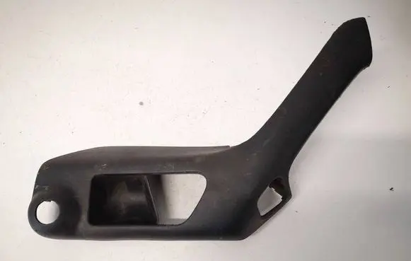 Volkswagen Golf III Other front door trim element 1H0867197J