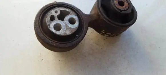 Honda Accord Engine mount bracket
