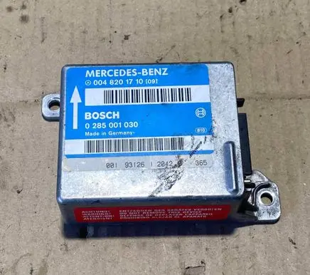 Mercedes-Benz E W124 Airbag control unit/module 0048201710 0285001030 9312612042