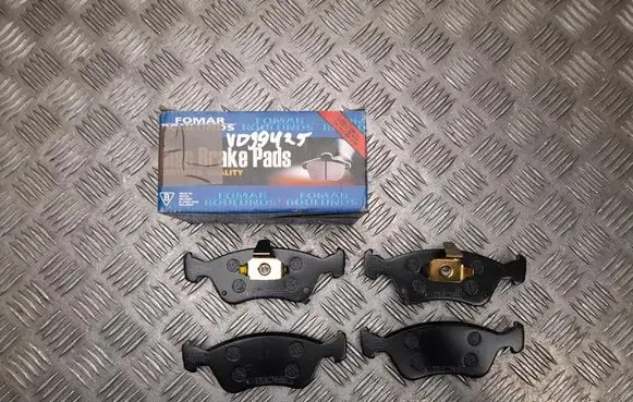 Toyota Avensis T220 Brake pads (rear) LP1231
