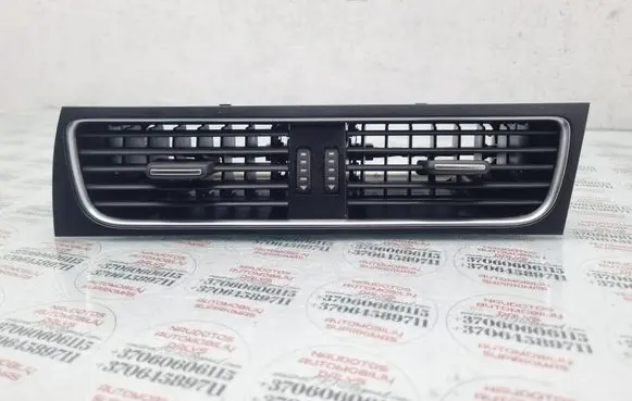 Audi A4 S4 B8 8K Dash center air vent grill 8T2820951B