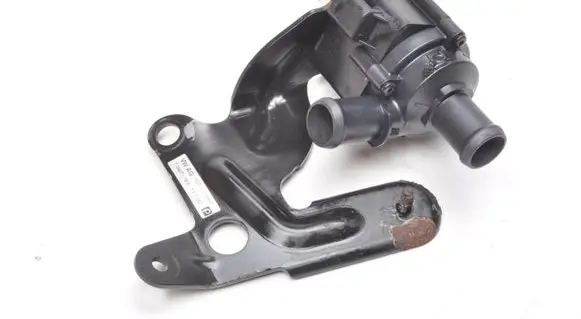 Seat Leon (5F) Water pump 5Q0965561B
