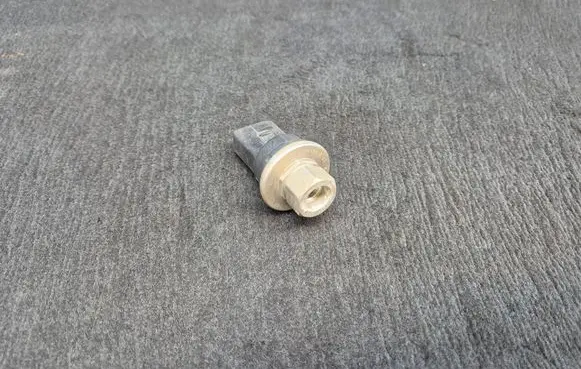 Audi A6 S6 C5 4B Air conditioning (A/C) pressure sensor 8Z0959126 8E0959126 8E0959126B