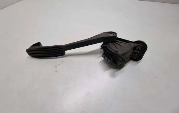 Volvo S60 Accelerator throttle pedal 30636004 6PV00853701