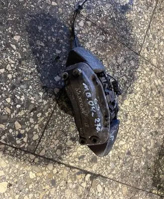 Mercedes-Benz ML W163 Front brake caliper