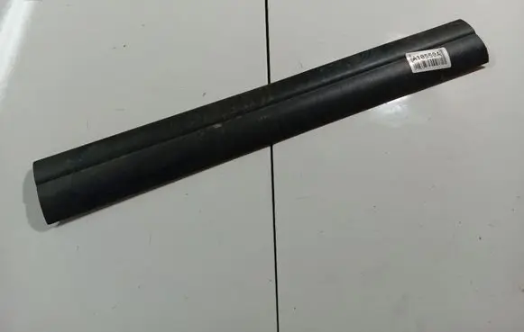 Front sill trim cover