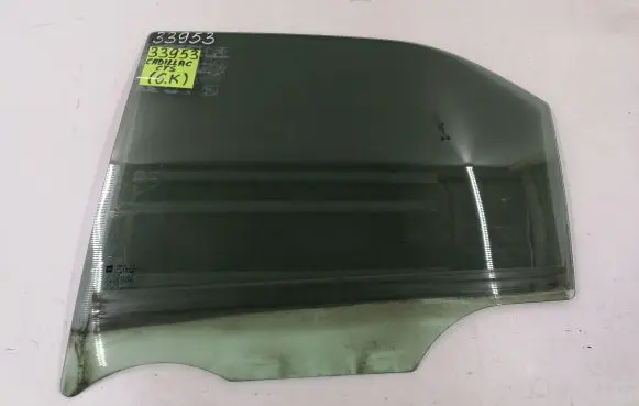 Cadillac CTS Rear door window glass E943R004585