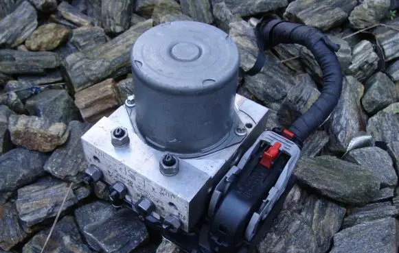 Audi Q5 SQ5 ABS Pump 8R0614517J