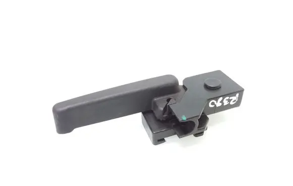 Opel Insignia A Engine bonnet (hood) release handle