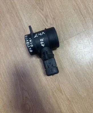 Skoda Octavia Mk1 (1U) Mass air flow meter 0281002757 038906461 038906461C