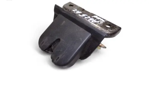 Audi A6 S6 C5 4B Tailgate/trunk/boot lock/catch/latch