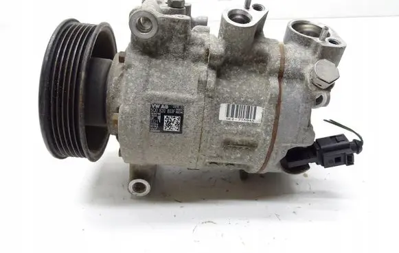 Volkswagen Tiguan Air conditioning (A/C) compressor (pump) 5Q0820803F