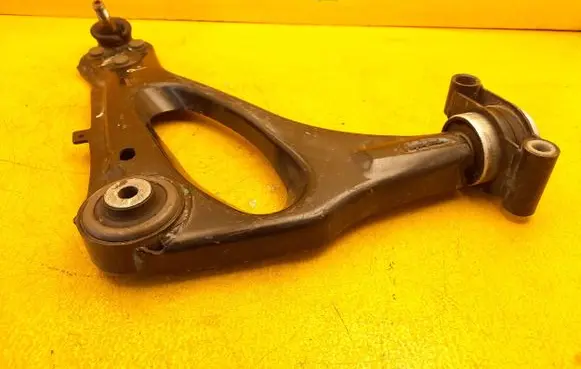 Mercedes-Benz V Class W447 Front lower control arm/wishbone