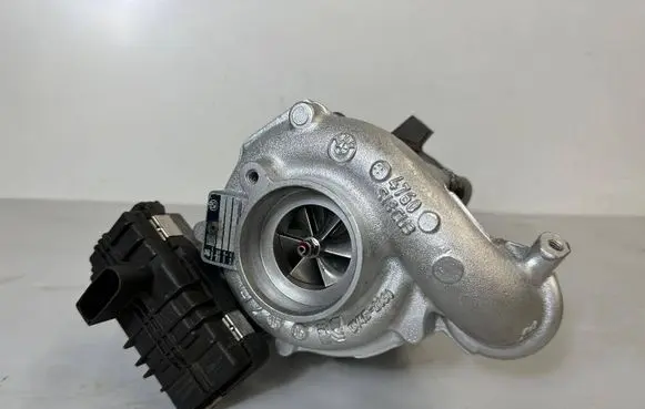 BMW X5 F15 Turbo 53039700523 11658506380-11 RD5025325700142