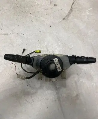 Nissan Primera Indicator stalk 25540