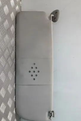 Sun visor
