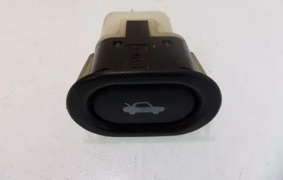 Saab 9-5 Tailgate opening switch 4733440 156796