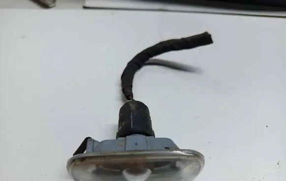 Audi A3 S3 8P Front fender indicator light 8E0949127