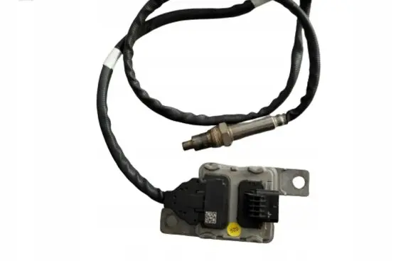 Audi A4 S4 B9 8W Lambda probe sensor 8W0907807D