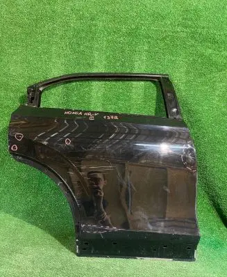 Honda HR-V Rear door