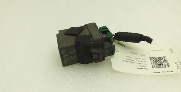 Chevrolet Captiva Other relay 12177235